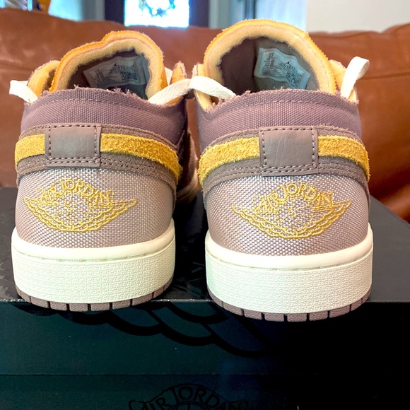 NWT AIR Jordan 1 Low SE Craft - Picture 3 of 6